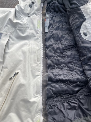 Nike Acg Goretex Coat White/Grey (S) - Picture 15 of 15
