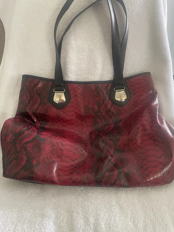 Apt. Bolso de Mano/Bolso de Hombro 9 Serpiente Roja ~ Nuevo con Etiquetas Foto 2 de 4