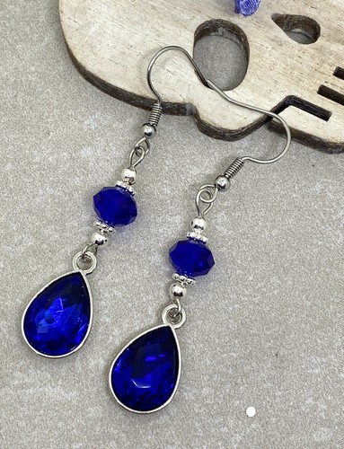Paar königsblaue Träne Schmuck Ohrringe heidnisch Goth Wicca Tropfen baumeln Abschlussball hübsch - Bild 1 von 5