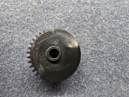 BSR C129R2 Turntable Part - Plastic Gear / Cam - Picture 5 of 5