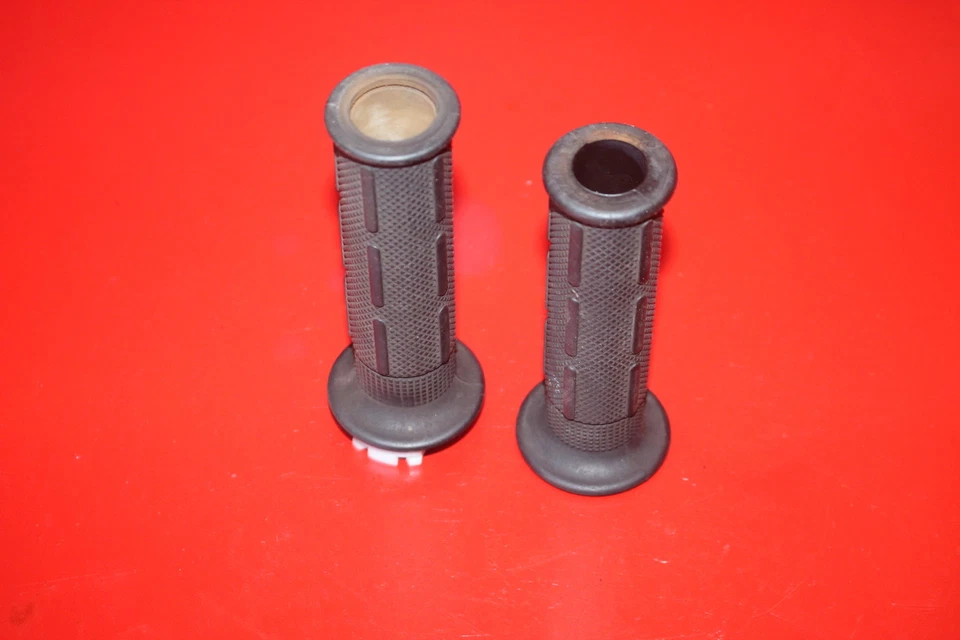 Empuñadura del acelerador derecho Kawasaki Ninja 250R 07 2007 Foto 3 de 4