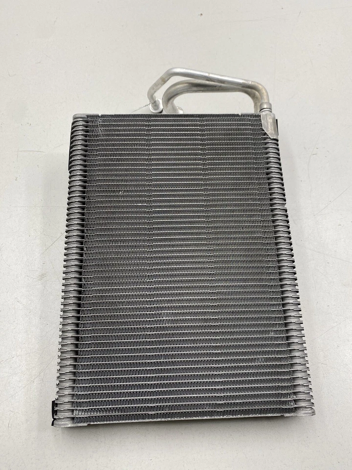 Mercedes W205 C300 2015-2017 núcleo evaporador radiador OEM Foto 4 de 4