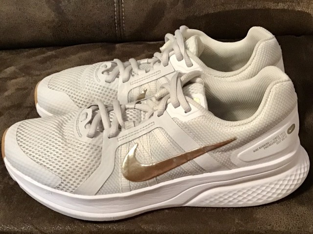Size 9 - Nike Run Swift 2 Platinum Metallic Gold for sale online | eBay