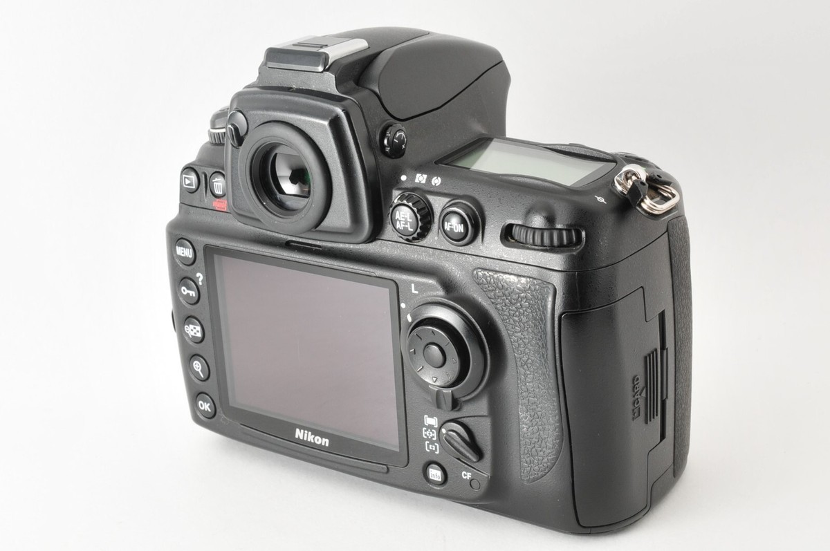 Near MINT Shutter 59036 ] Nikon D700 12.1 MP Black Digital