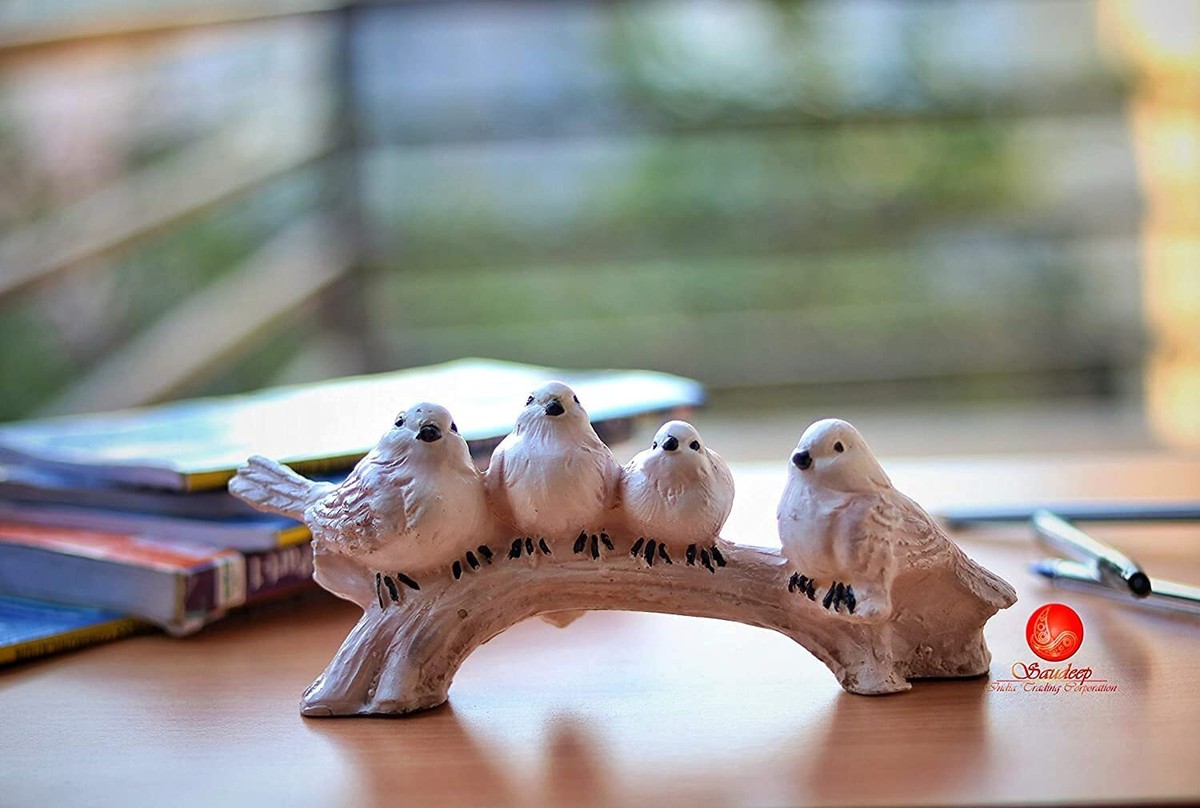 Polyresin 4 Love Birds Sitting On Tree Branch Figurine Home Decor