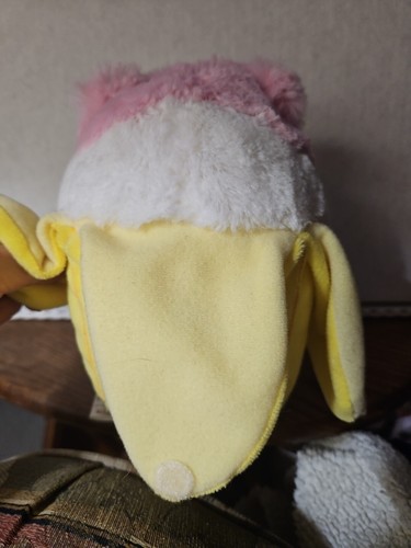 Collectible Funko Bananya Cute Cat w/ Bow in a Pink Banana Stuffed Plush 8" - Picture 4 of 7