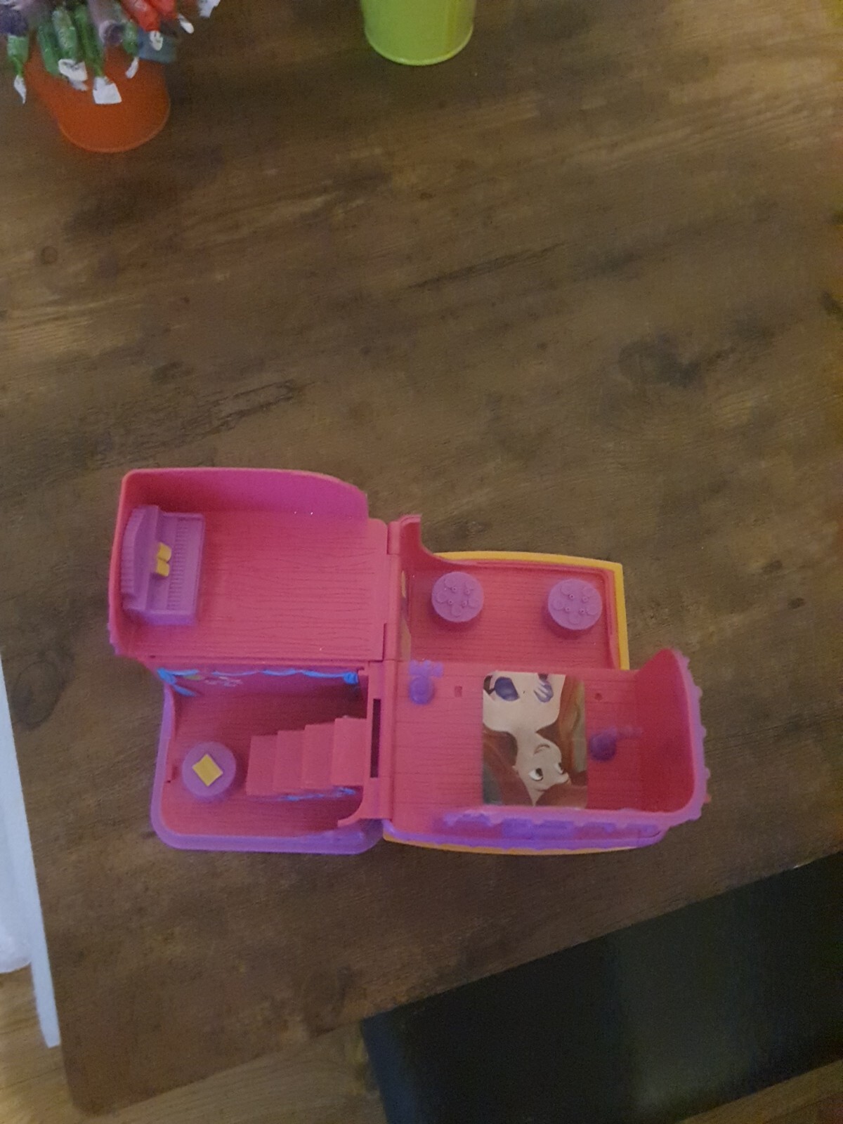Picture 3 of 8