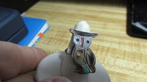VTG STERLING NATIVE AMERICAN DIFFERENT COLOR STONES OWL RING SIZE 7 READ - Picture 2 of 7