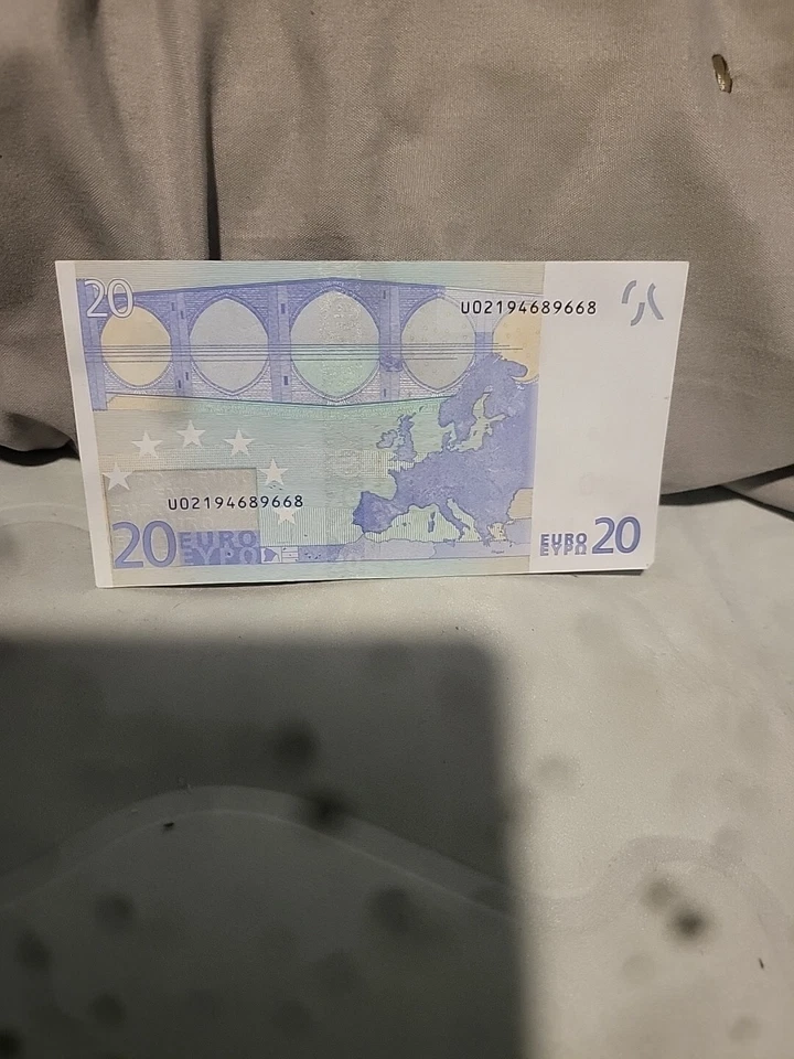 20 Euro Bank Note 2002 Twenty Euros EUROPEAN UNION (U02194689668) Crisp - Image 3 of 4