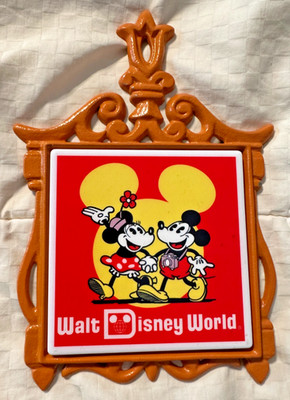 DISNEY VINTAGE MICKEY & MINNIE MOUSE TRIVET WALL HANGING 50