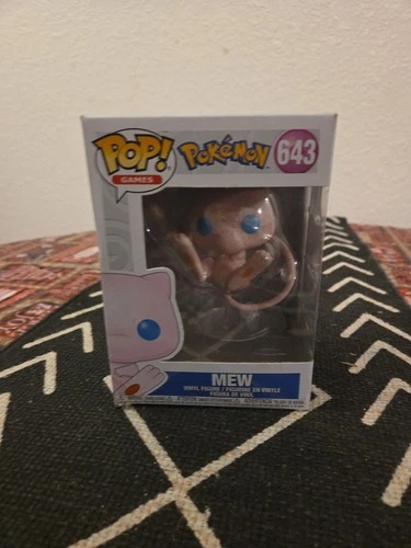 Funko Pop Mew #643 Vinyl Figure Pokémon Collectible