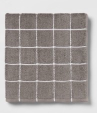 Room Essentials Everyday Oversized Grid Bath Towels 2 Piece Set Grey/White - NWT