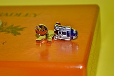 OFFICIALLY LICENSED Disney Store Star Wars R2...