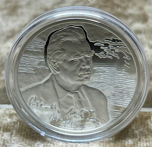 Poland 2011 10 Złotych Czesław Miłosz Uncirculated Commemorative Silver 925 - Picture 3 of 4