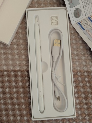 White Stylus Pen For I-Pad, Magnetic, Fast Charging, Compatible All I-Pads (New) - Afbeelding 4 van 4