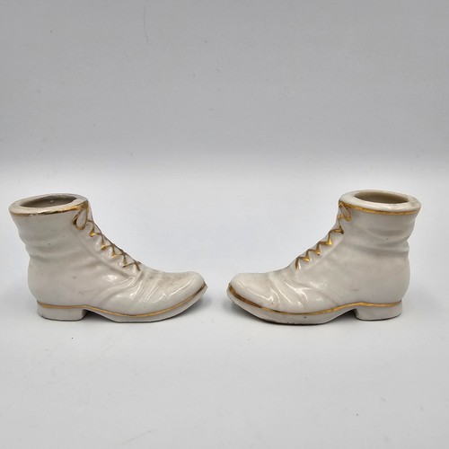 Vintage Made in Japan Ceramic Boot Pair – White with Gold Trim – Miniature Shoes - Picture 4 of 8