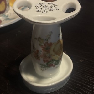 Royal Crown Vintage Toothbrush Tumbler (Decorative Porcelain)