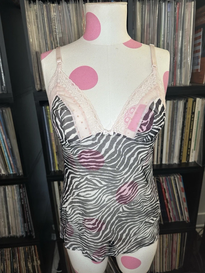 Camisola de malla con estampado de cebra Dolce & Gabbana D&G Y2K Top transparente encaje rosa Foto 3 de 4