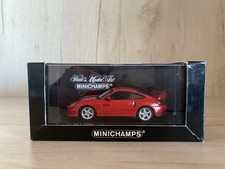 1:43 Porsche 911 996 GT2 2001 430060120 Minichamps Rosso