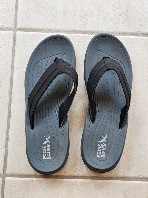 Mens Eddie Bauer Break Point Flip Flops Sandals Shoes Size 11 Gray and Blue