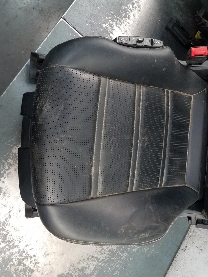 Mercedes AMG E 63 S 2014 juego de asientos delanteros de cuero térmico eléctrico - * #0284 Foto 3 de 4