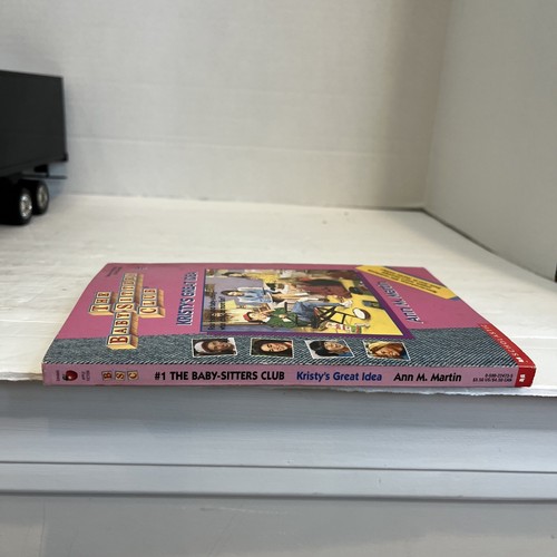 Kristys Great Idea~Baby-Sitters Club #1~Ann M Martin 1986 Paperback 1st Edition - Picture 2 of 7