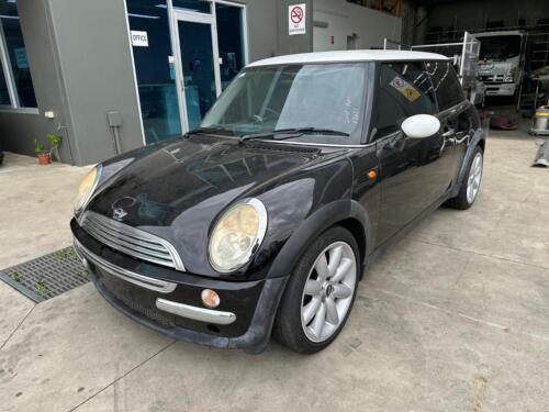 MINI COOPER R50/R53 04/2001-12/2008 LEFT FRONT INNER DOOR HANDLE STANDARD TYPE - Picture 3 of 12