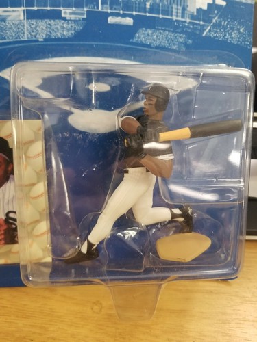 Alineación inicial: MLB *ALBERT BELLE*, Chicago White Sox, figura de 4", 1997 - NUEVO - Imagen 2 de 7