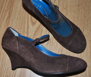 Pumps Wedge Brown 5 9 Suede Mary Robert Nuovo Jane Vtg Espace 244 Clergerie Heels 8FUt01