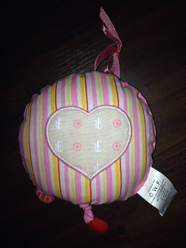 Elle Bebe Spieluhr CWF Herz Rot Pink Rosa Gestreift Melodie Baumwolle Plüsch - Picture 1 of 2