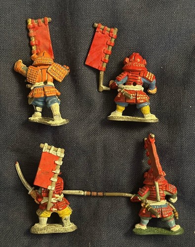 4 DIXON MINIATURES 25mm painte metal wargaming figures Oriental Samurai - Picture 2 of 2