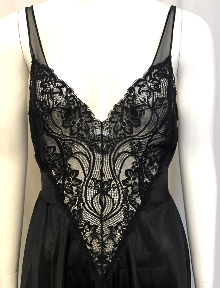 Vintage Black Olga Nylon Nightgown Sz. M Style#91140 Ballet Length Lace Bust - Image 2 of 4