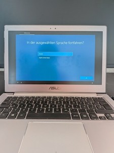 Asus Zenbook UX303L | Intel i5 | 8GB RAM |256GB SSD | Scharnier-Reparatur|Tasche