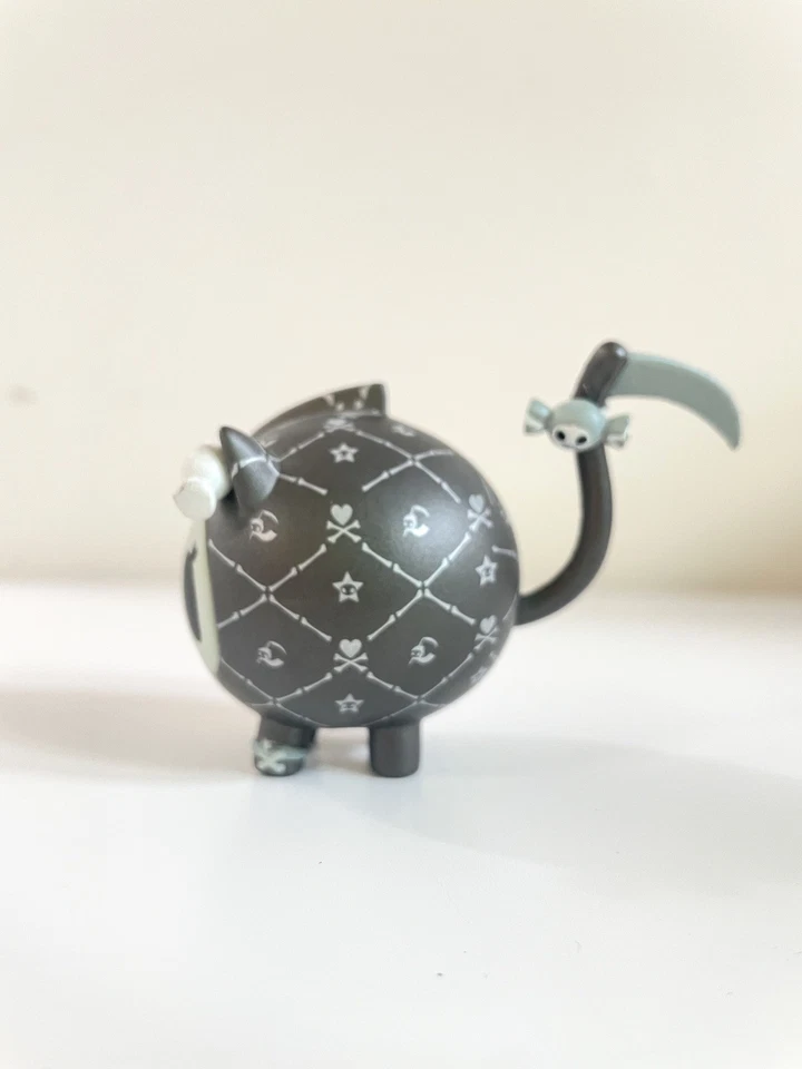 Juguete de diseñador Tokidoki X Strangeco raro edición platino Skeletrina 2,5 pulgadas Foto 4 de 4