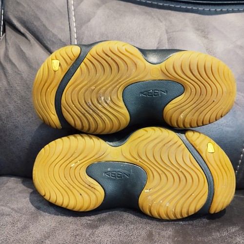 Keen Yogui sandali neri slip on zoccoli mules sliders impermeabili UK8 US9 EU42 - Foto 7 di 7
