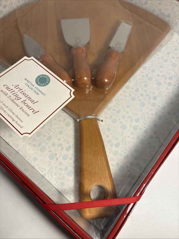 Martha Stewart Collection Cutting Board Artisanal W/ 3 Cheese Knives 13.75" - Image 4 of 4