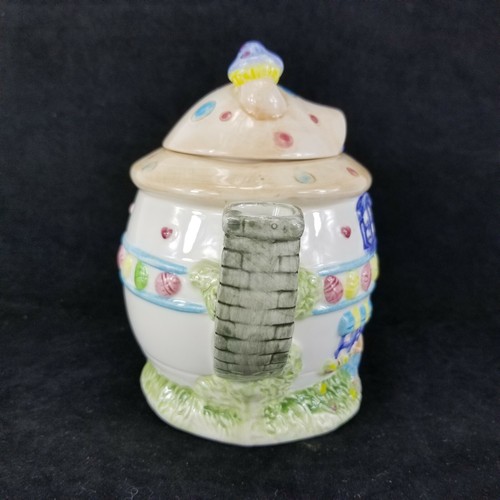 Porcelain Teapot Rabbit Bunny House Eggs Easter Spring Mushroom Polka Dot - Picture 4 of 7