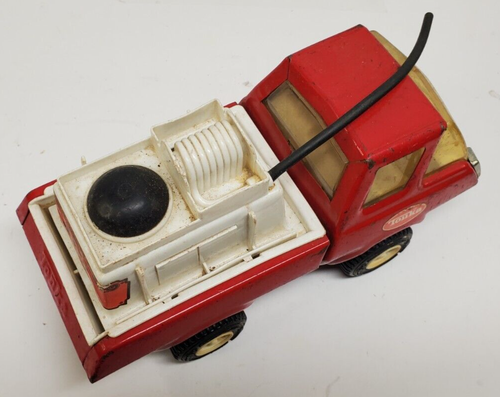 Vintage, 70's -USA Tonka Fire Pumper Water Truck,Red, Black Hose, Pressed Steel - Picture 11 of 14