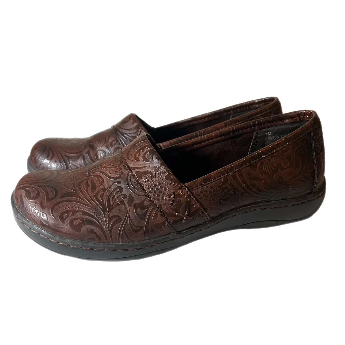 Boc howell hotsell slip on