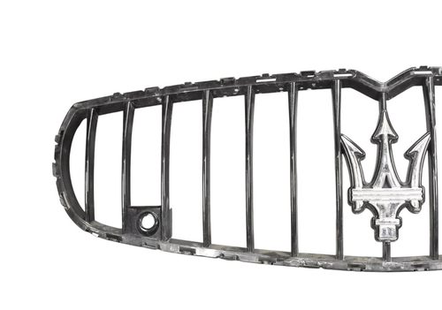 14-17 Maserati Quattroporte Front Bumper Center Grille Gloss Black 670013782 OEM - Picture 7 of 11