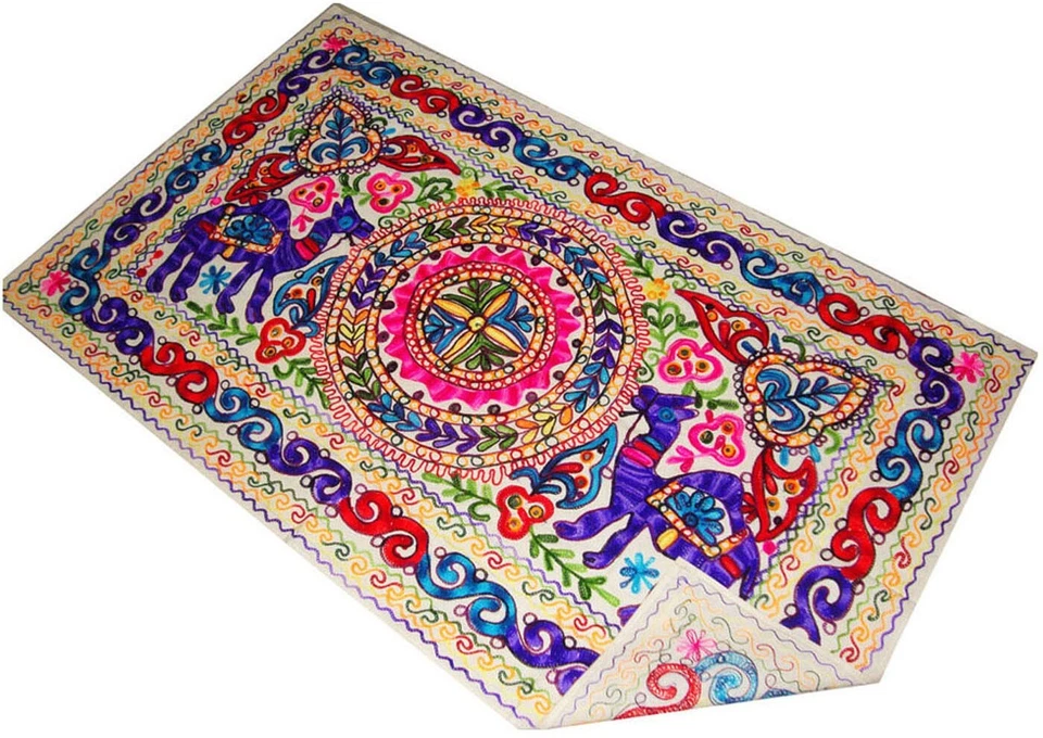 Tapiz colgante de pared hecho a mano camello en el desierto bordado decoración del hogar Foto 2 de 4