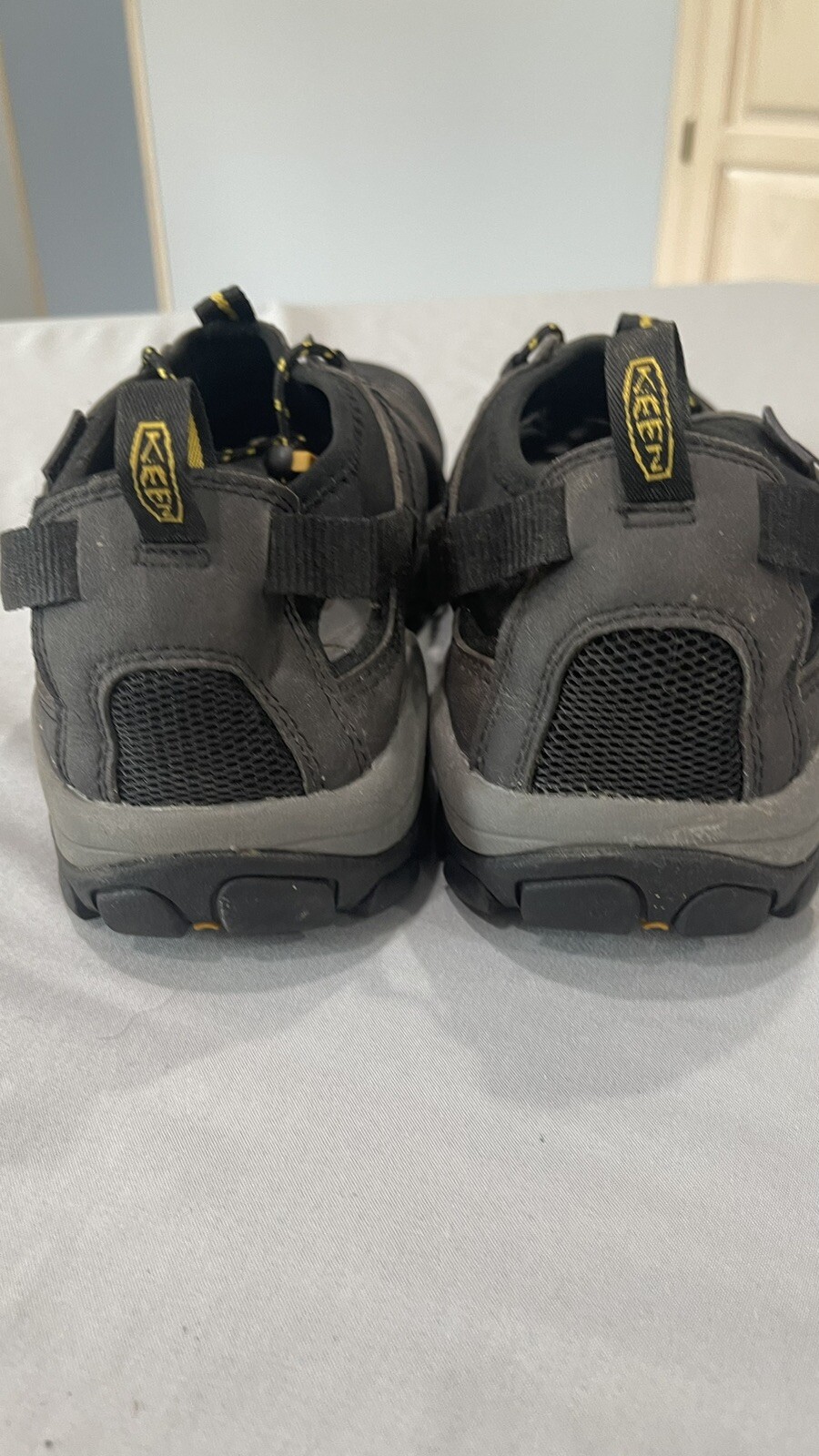 Sandali sportivi Keen da uomo impermeabili taglia 11