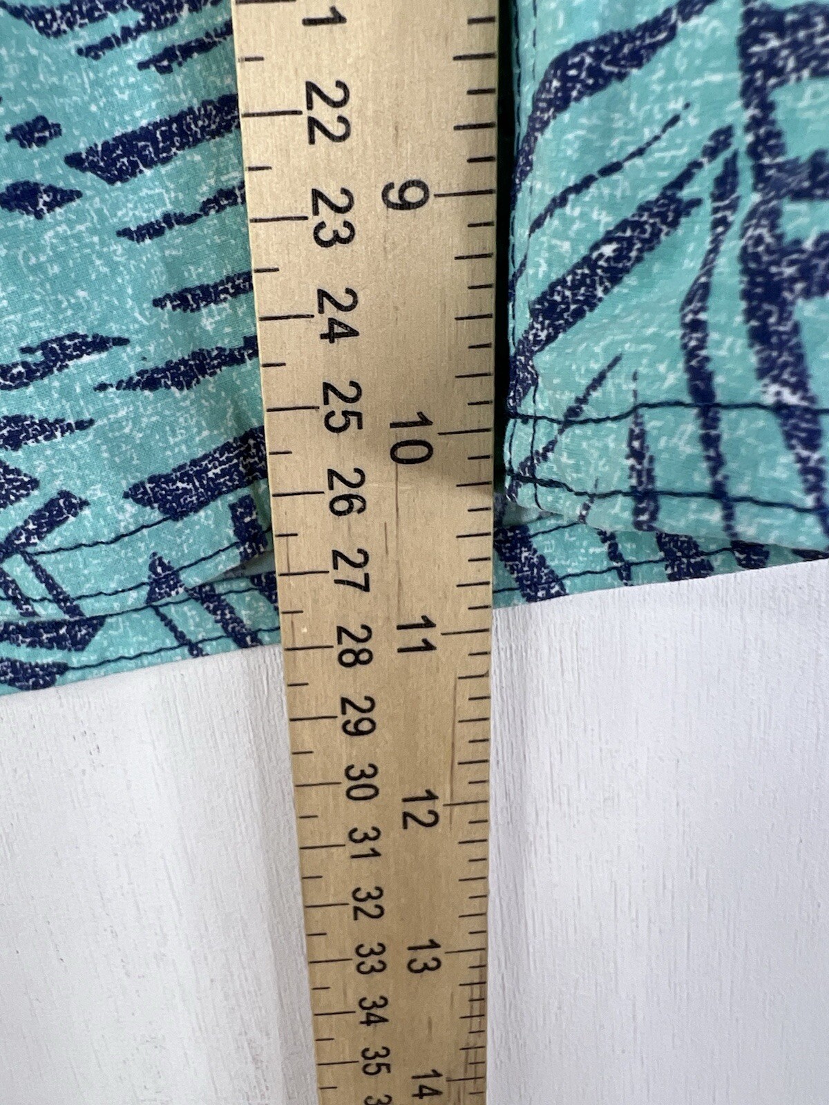 Patagonia Swim Trunks Men's 30 Hawaiian Floral Aqua/Blue Board Shorts 10" Summer thumbnail 8