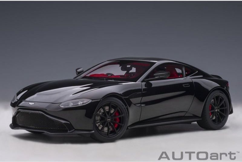 AUTOart Aston Martin Vantage AM6 2019 Jet Black 70275
