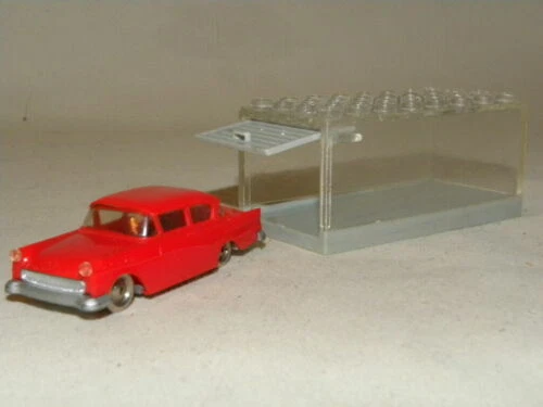Jouets miniatures en plastique