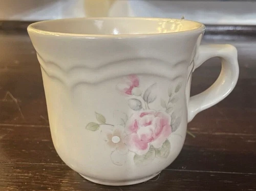 Pfaltzgraff Tea Rose Pattern Stoneware 8 Oz Coffee Tea Cup/Mug Replacement Lot 4