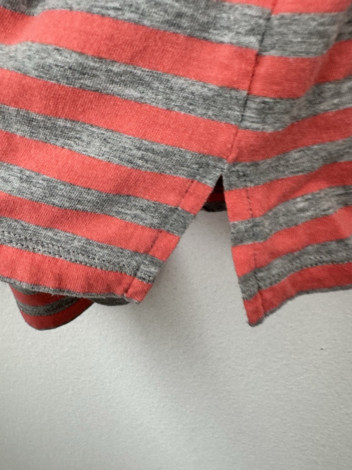 Liz Claiborne Women's Red Pink Long Sleeve Ombre Striped Pullover Tee Shirt XL