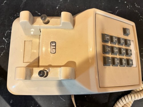 Teléfono fijo vintage con botón pulsador modelo GTE T-371G-HAC blanco roto - Imagen 5 de 9