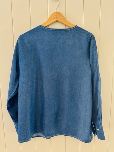Massimo Dutti Chambray Denim Shirt Size 40 12 Blue Long Pleated Sleeve Button Up - Picture 9 of 12