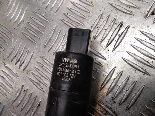 VW TOUAREG 7LA, 7L6, 7L7 Scheinwerferwaschmotor 001005 3b0955681 2.50 12219669